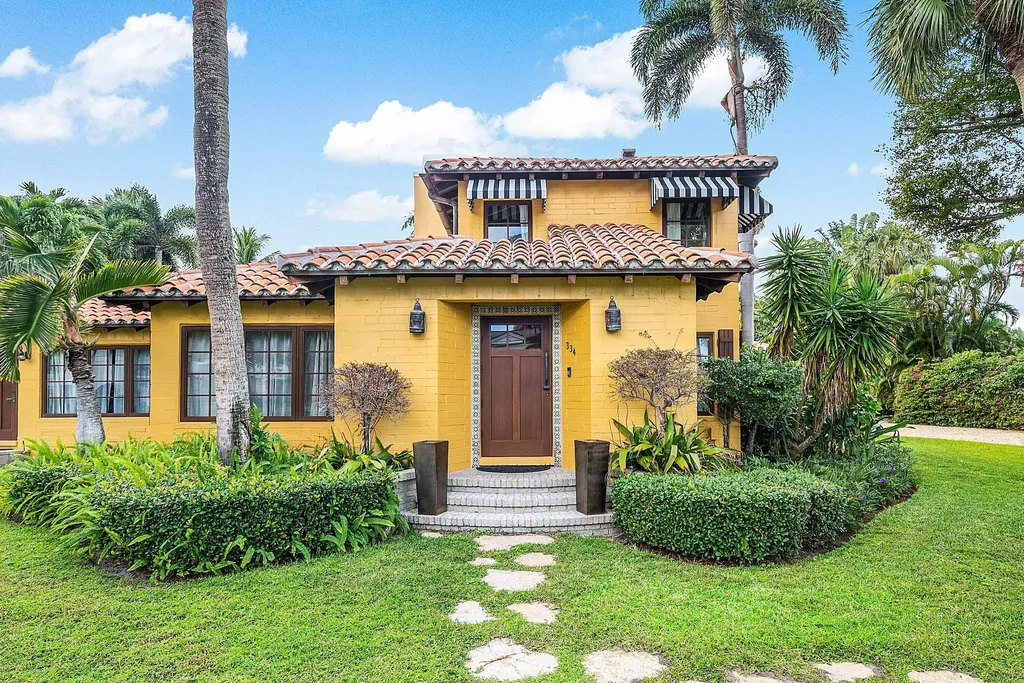 334 Palm Trail Delray Beach FL 33483