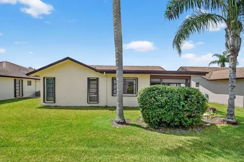 6262 Tall Cypress Circle Greenacres FL 33463