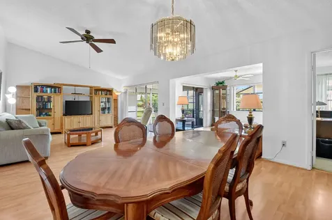 6262 Tall Cypress Circle Greenacres FL 33463