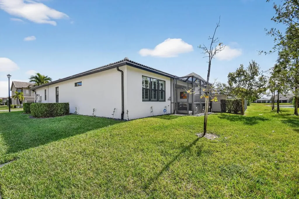 4785 San Fratello Circle Lake Worth FL 33467