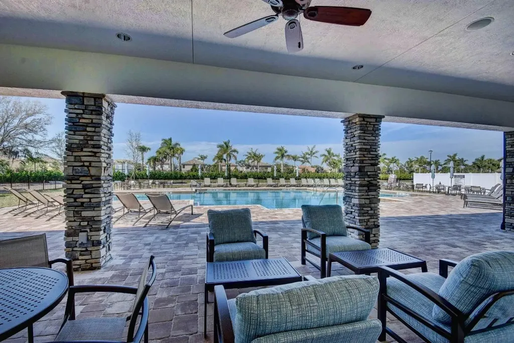 4785 San Fratello Circle Lake Worth FL 33467
