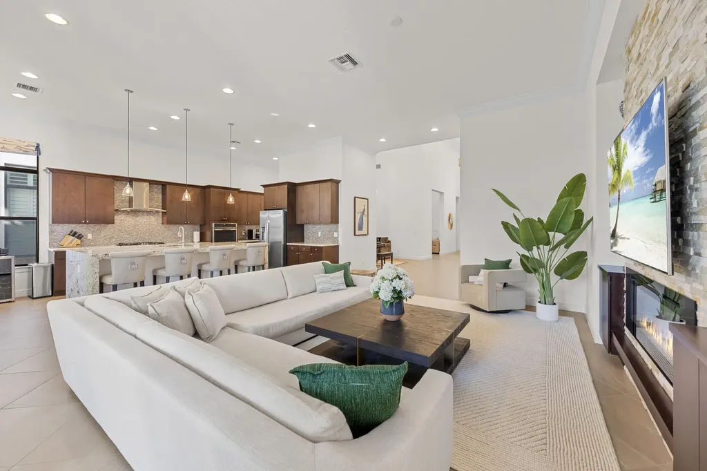 1110 Faulkner Terrace Palm Beach Gardens FL 33418