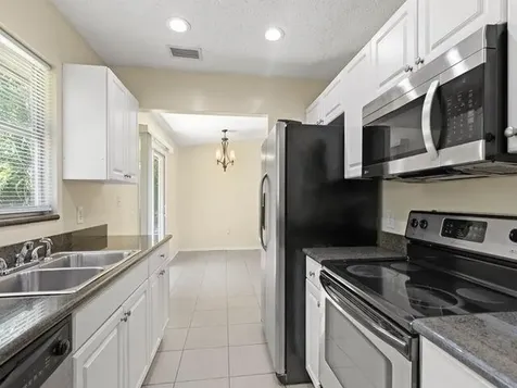 526 NW Kingston Street Port St Lucie FL 34983