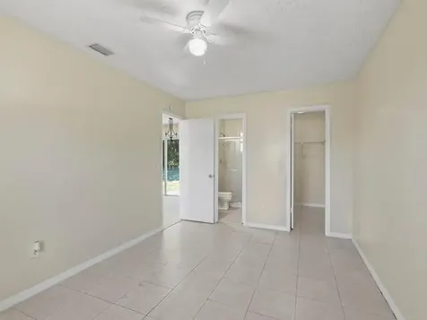 526 NW Kingston Street Port St Lucie FL 34983