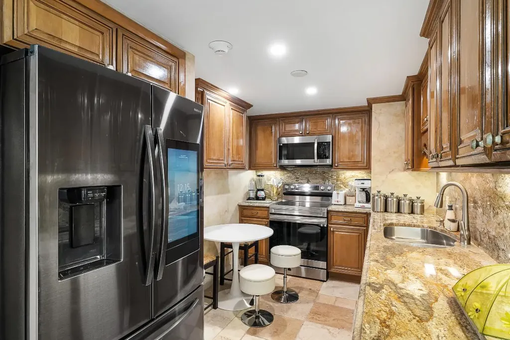 5600 N Flagler Drive West Palm Beach FL 33407