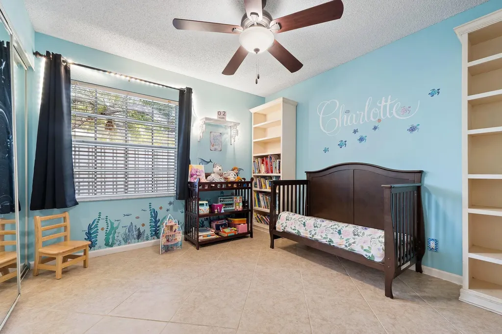 11 Admirals Court Palm Beach Gardens FL 33418