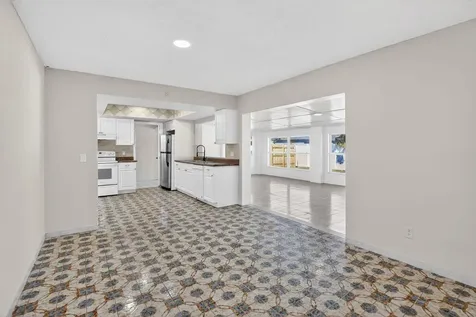 8961 NW 21st Street Pembroke Pines FL 33024