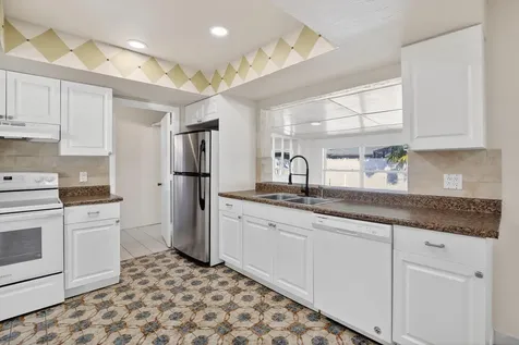 8961 NW 21st Street Pembroke Pines FL 33024