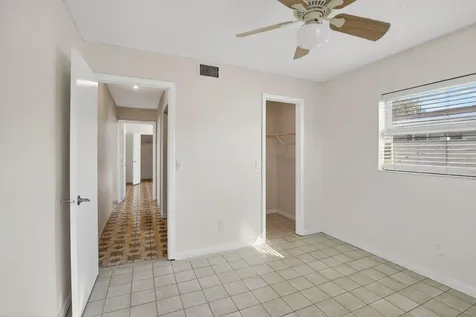 8961 NW 21st Street Pembroke Pines FL 33024