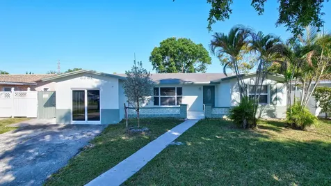 8961 NW 21st Street Pembroke Pines FL 33024