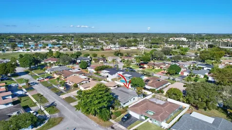 8961 NW 21st Street Pembroke Pines FL 33024