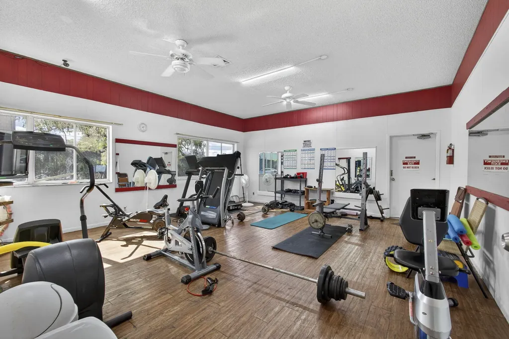 896 N Federal Highway Lantana FL 33462
