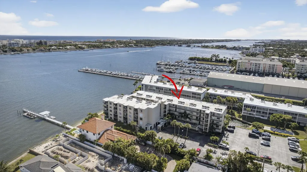 896 N Federal Highway Lantana FL 33462