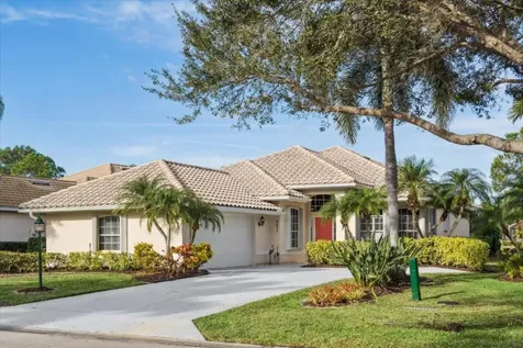 8437 Belfry Place Port St Lucie FL 34986