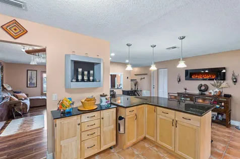 2531 NW 98th Way Coral Springs FL 33065