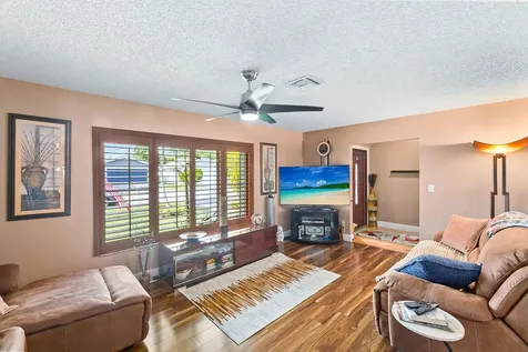 2531 NW 98th Way Coral Springs FL 33065