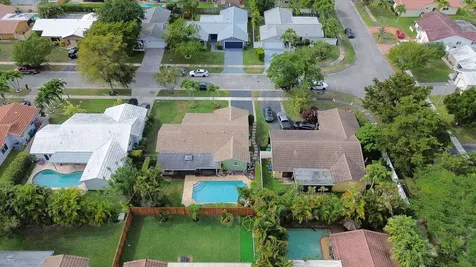 2531 NW 98th Way Coral Springs FL 33065