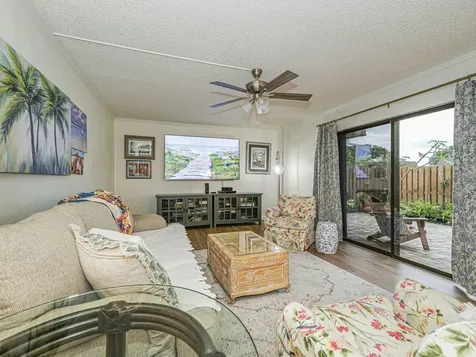 1166 6th Avenue Vero Beach FL 32960