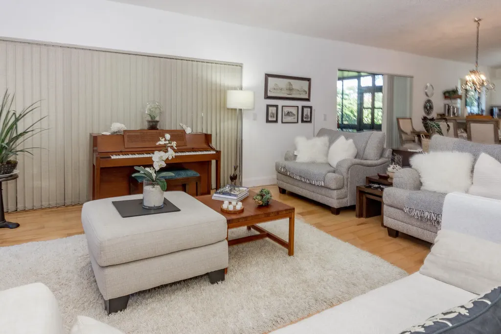 5570 Piping Rock Drive Boynton Beach FL 33437