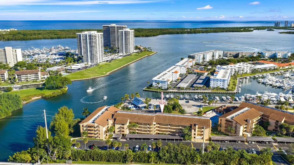 1036 Us Highway 1 North Palm Beach FL 33408
