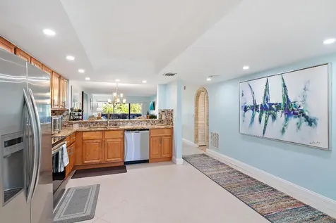 1036 Us Highway 1 North Palm Beach FL 33408
