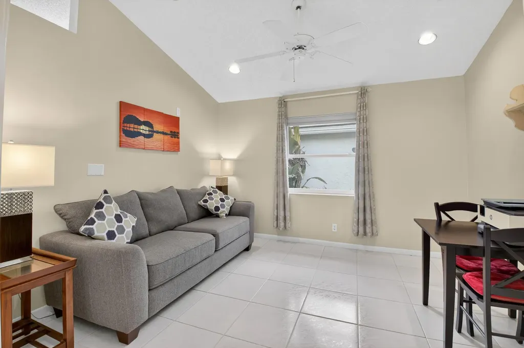 6165 Bay Isle Drive Boynton Beach FL 33437