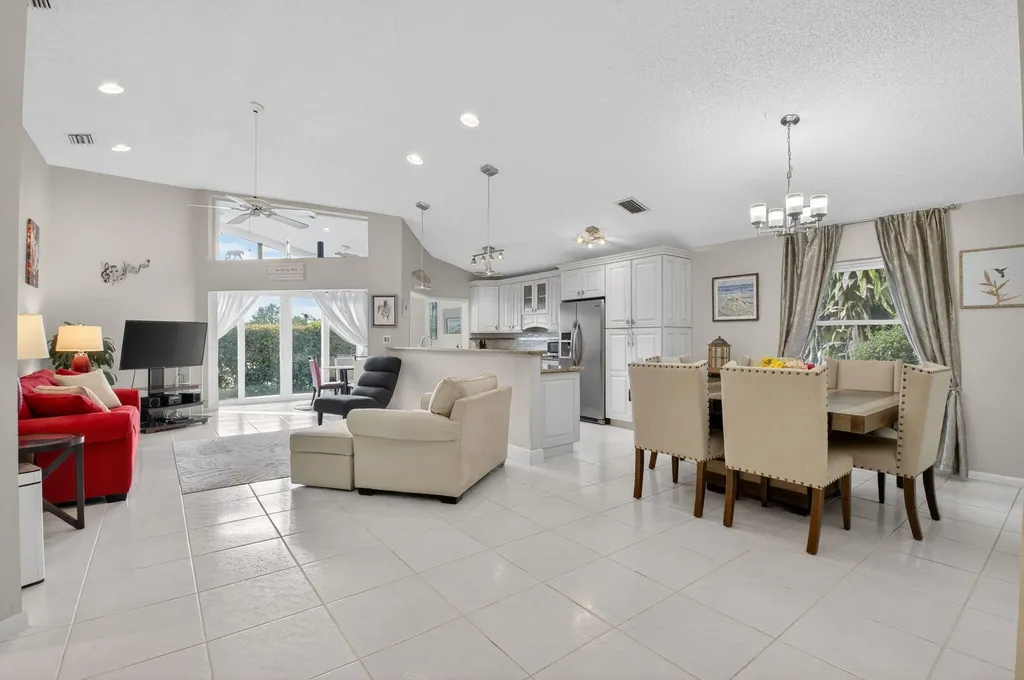 6165 Bay Isle Drive Boynton Beach FL 33437