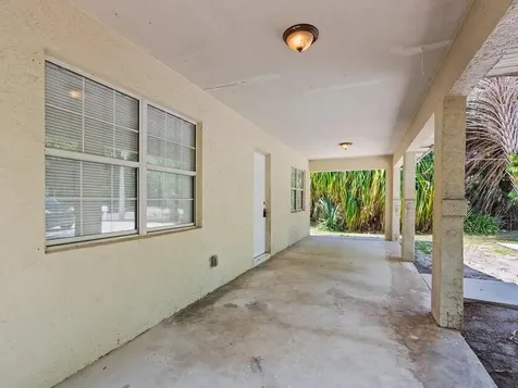 605 Dundas Court Fort Pierce FL 34950