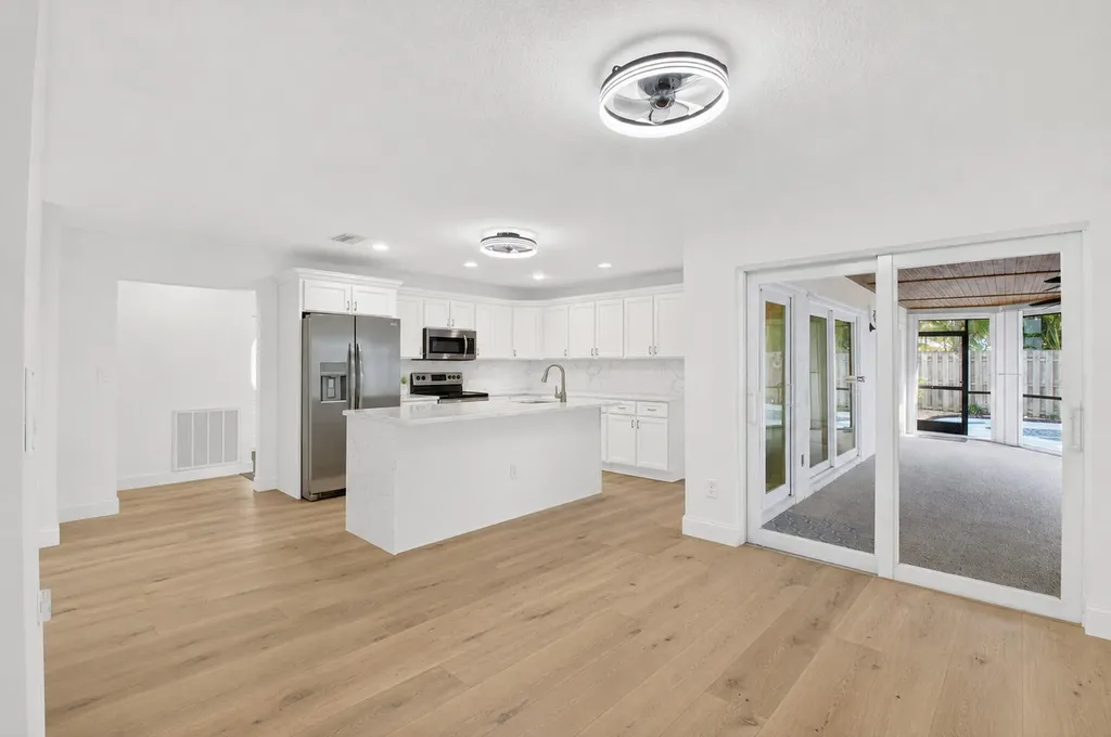 966 NW 37th Avenue Delray Beach FL 33445