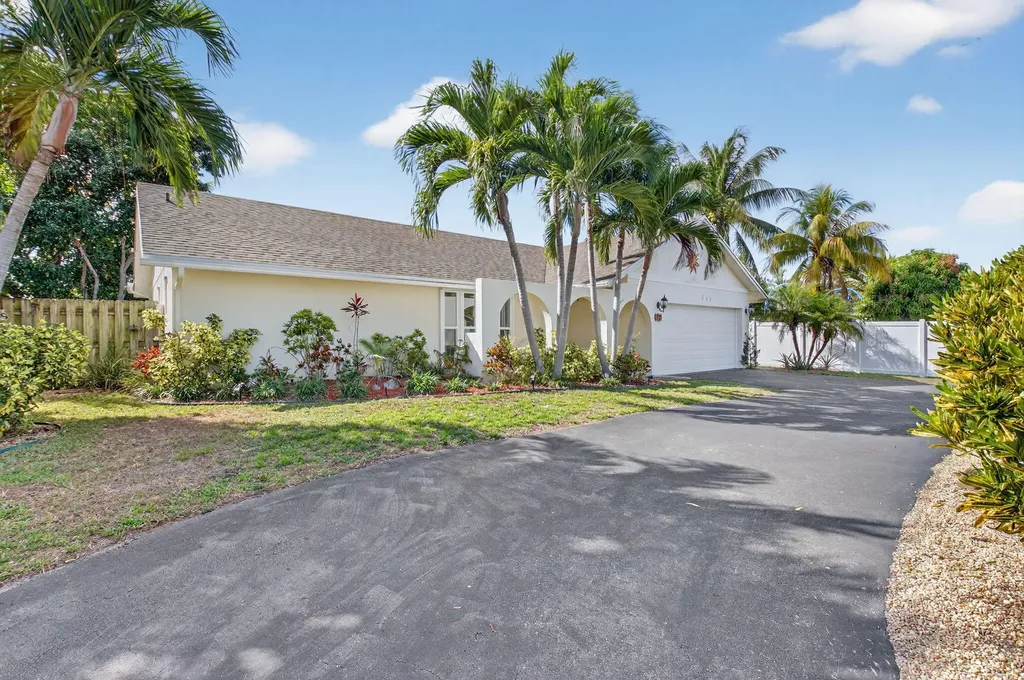 966 NW 37th Avenue Delray Beach FL 33445