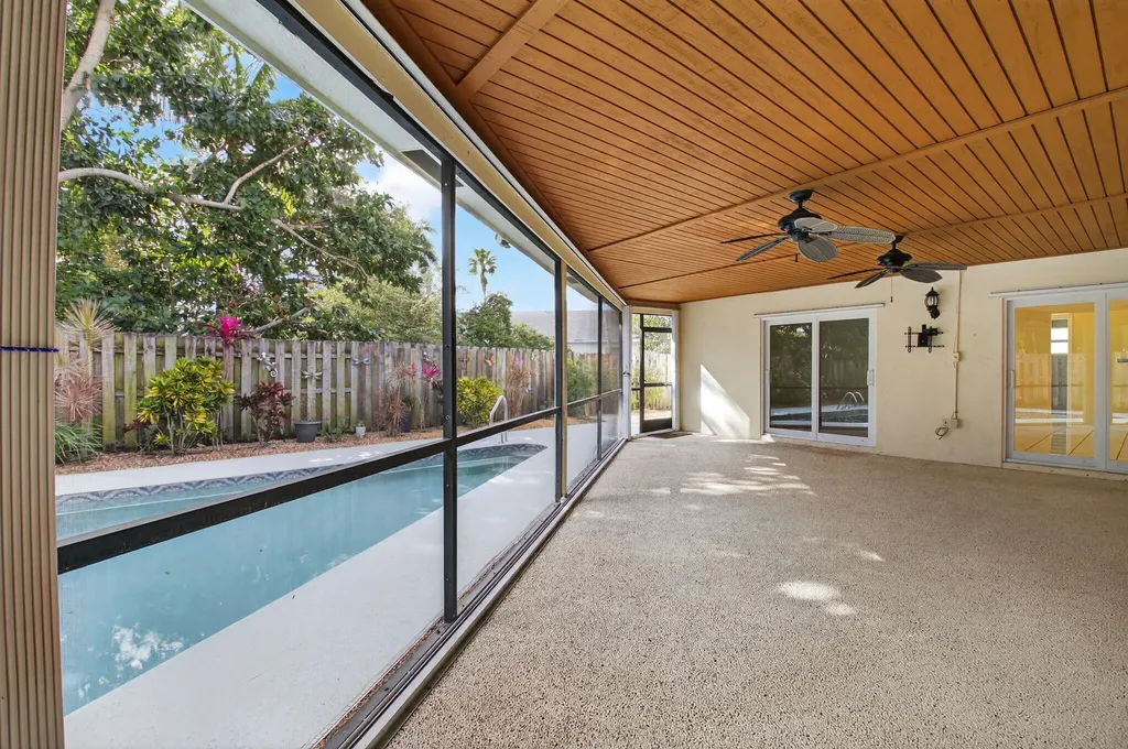 966 NW 37th Avenue Delray Beach FL 33445