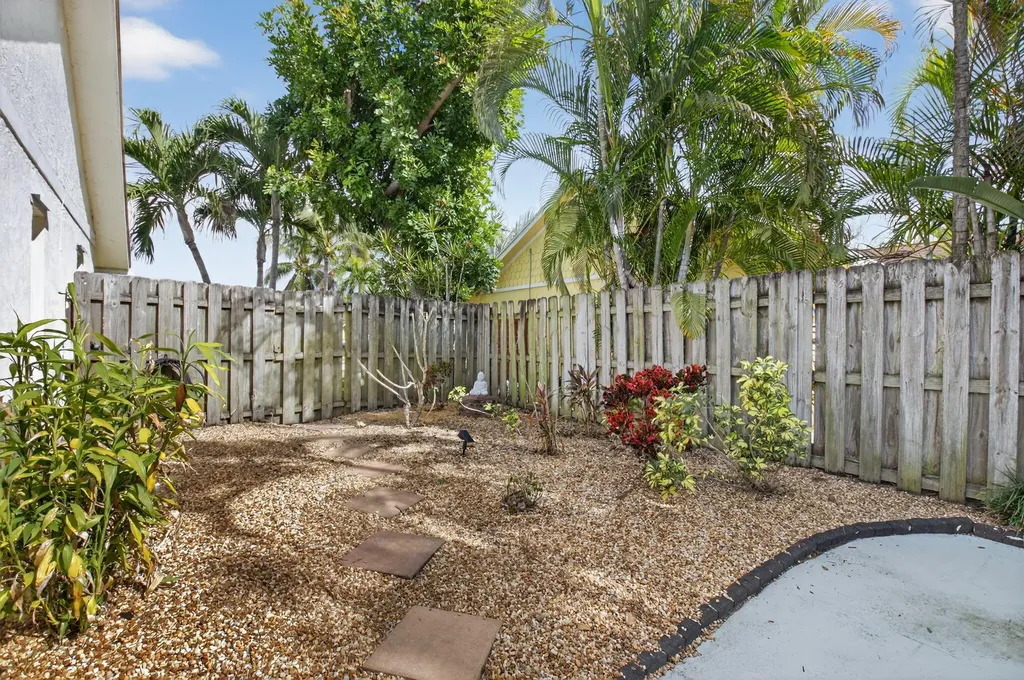 966 NW 37th Avenue Delray Beach FL 33445