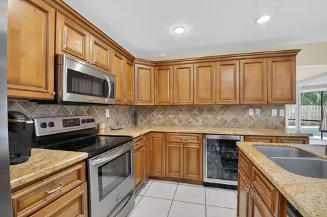 966 NW 37th Avenue Delray Beach FL 33445
