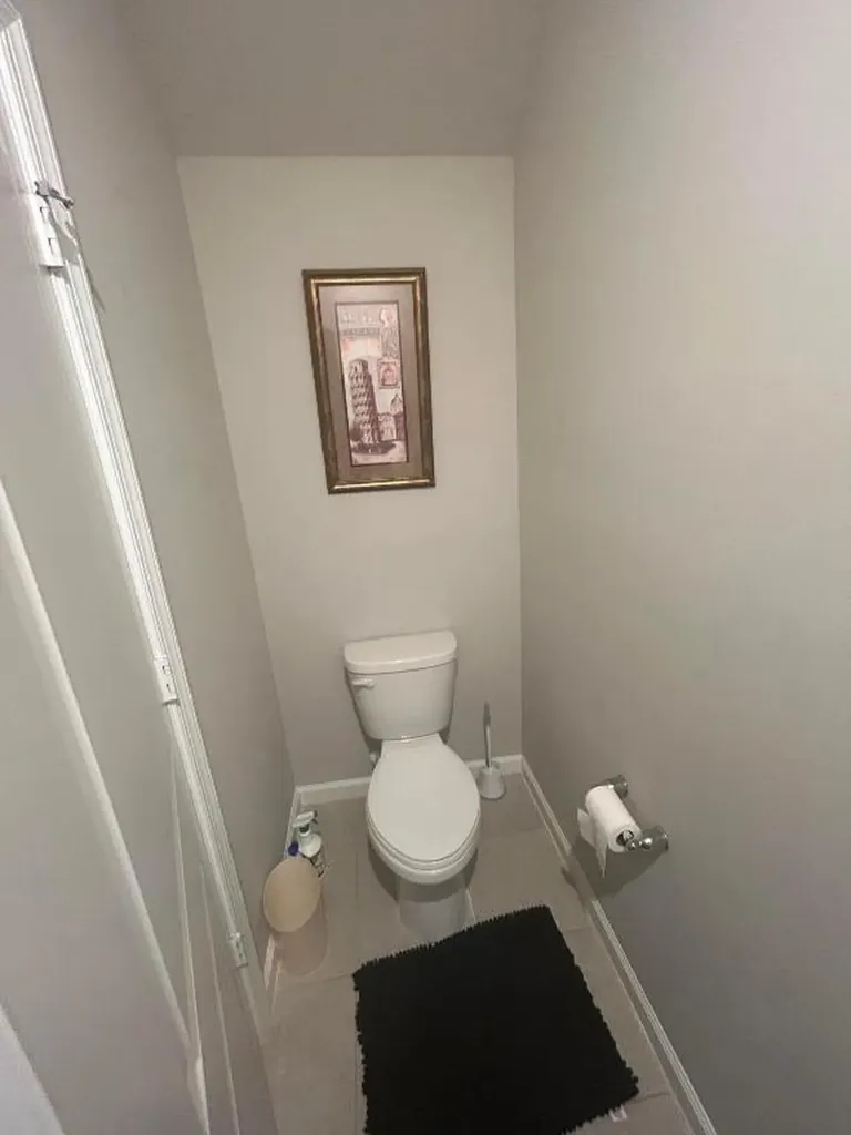 5630 N Enclave Drive Mangonia Park FL 33407
