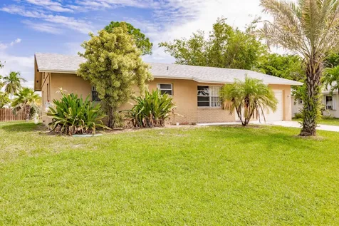 761 SE Browning Avenue Port St Lucie FL 34983