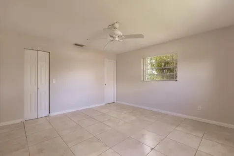 761 SE Browning Avenue Port St Lucie FL 34983