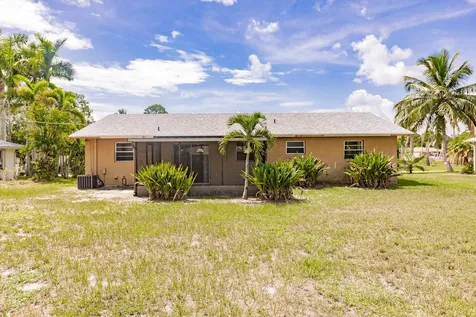 761 SE Browning Avenue Port St Lucie FL 34983