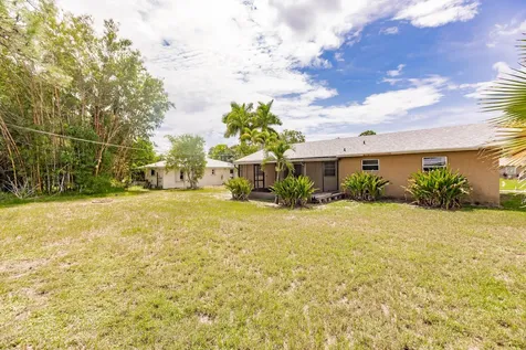 761 SE Browning Avenue Port St Lucie FL 34983