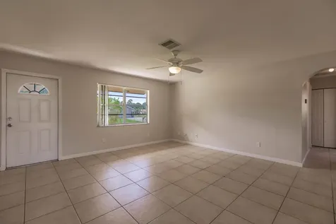 761 SE Browning Avenue Port St Lucie FL 34983
