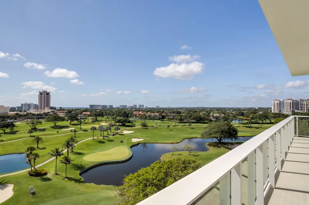 220 SE Mizner Boulevard Boca Raton FL 33432