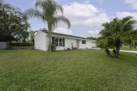 2164 SE Gaslight Street Port St Lucie FL 34952