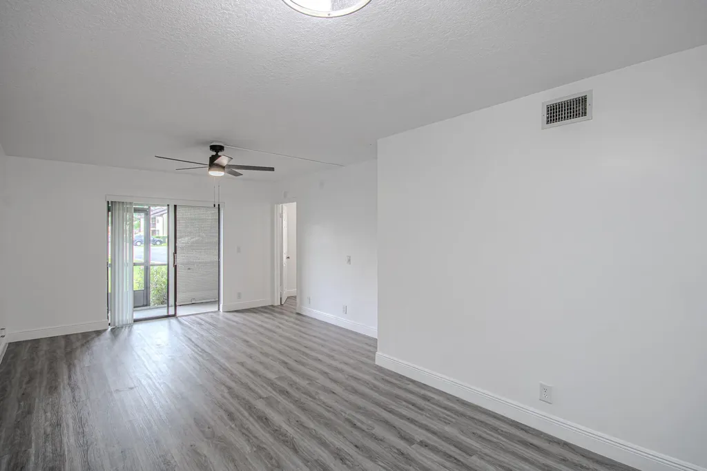 7094 Golf Colony Court Lake Worth FL 33467