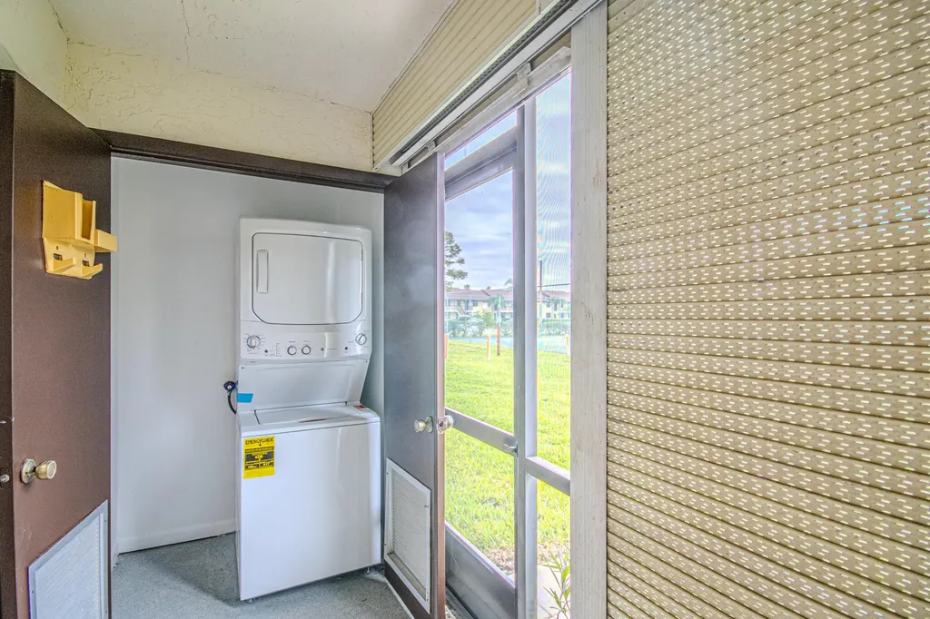 7094 Golf Colony Court Lake Worth FL 33467