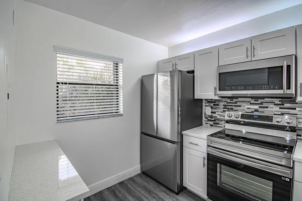7094 Golf Colony Court Lake Worth FL 33467