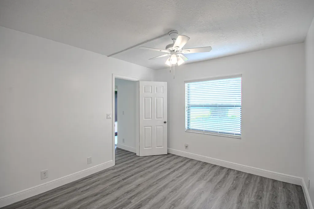 7094 Golf Colony Court Lake Worth FL 33467