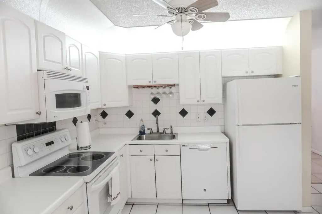4520 Feivel Road West Palm Beach FL 33417