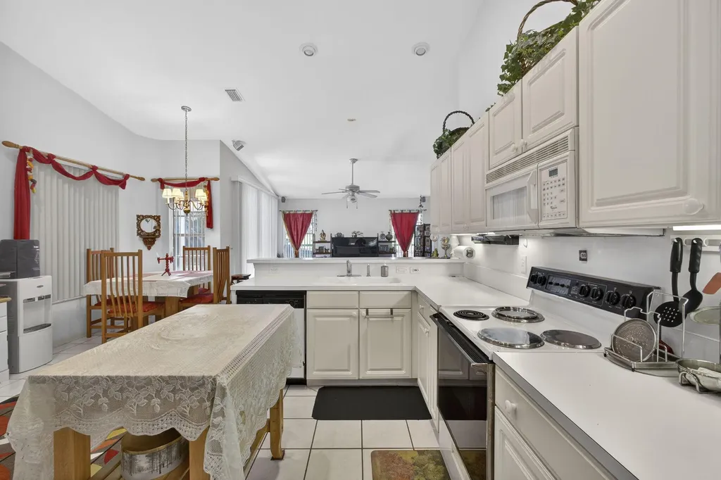 1940 S Club Drive Wellington FL 33414