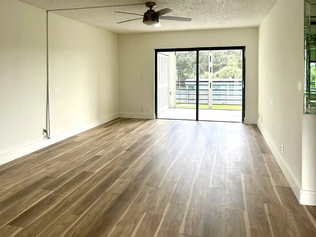 9370 SW 8th Street Boca Raton FL 33428