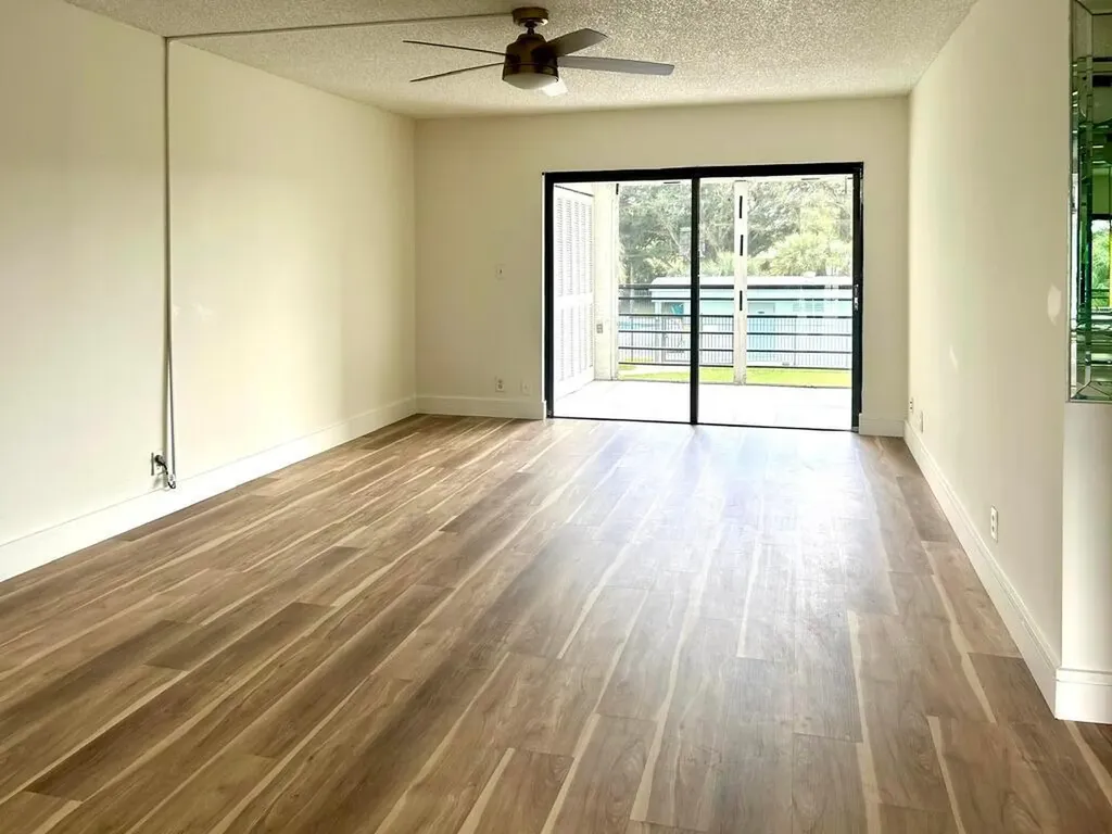 9370 SW 8th Street Boca Raton FL 33428