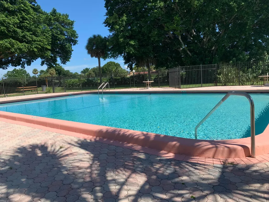 9370 SW 8th Street Boca Raton FL 33428